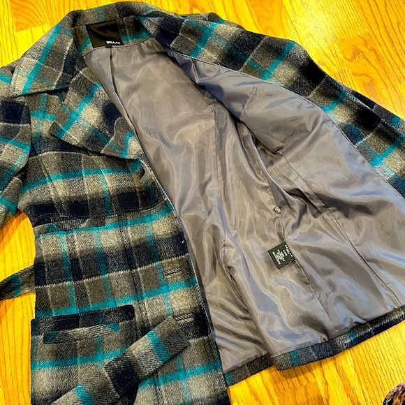 Coat - Picture 5 of 6